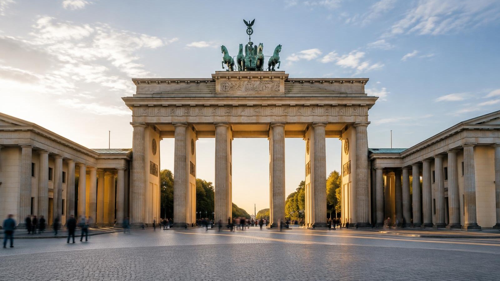 Berlin — Anmeldung and residence permit information