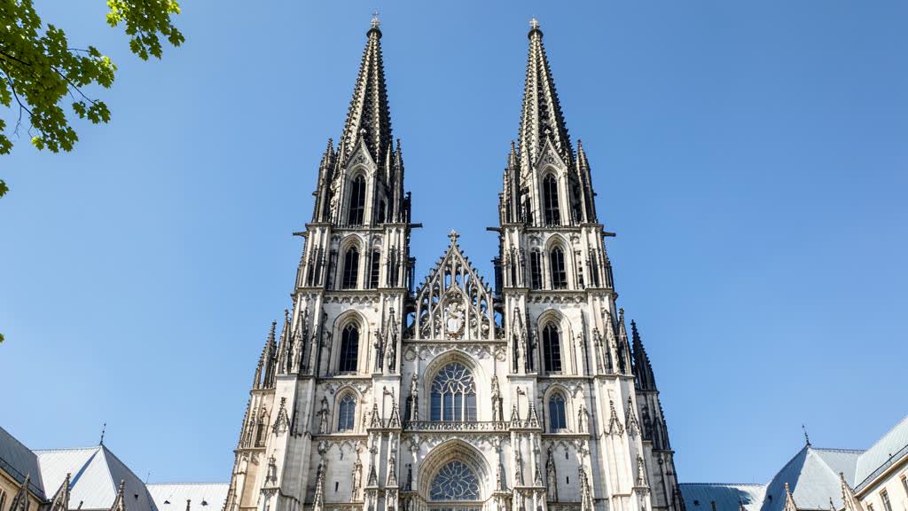 Cologne — Anmeldung and residence permit information